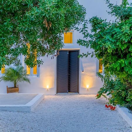 ยูโฟเรีย คอรา นาซอส Aparthotel Naxos City ภายนอก รูปภาพ